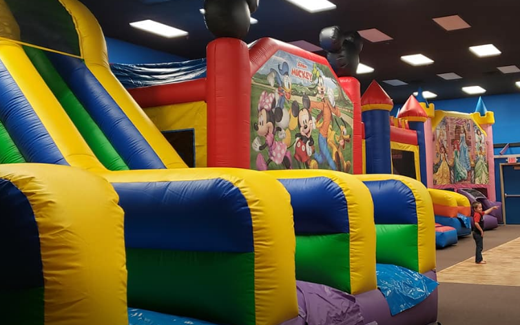 where can i rent a bounce house for a birthday party
