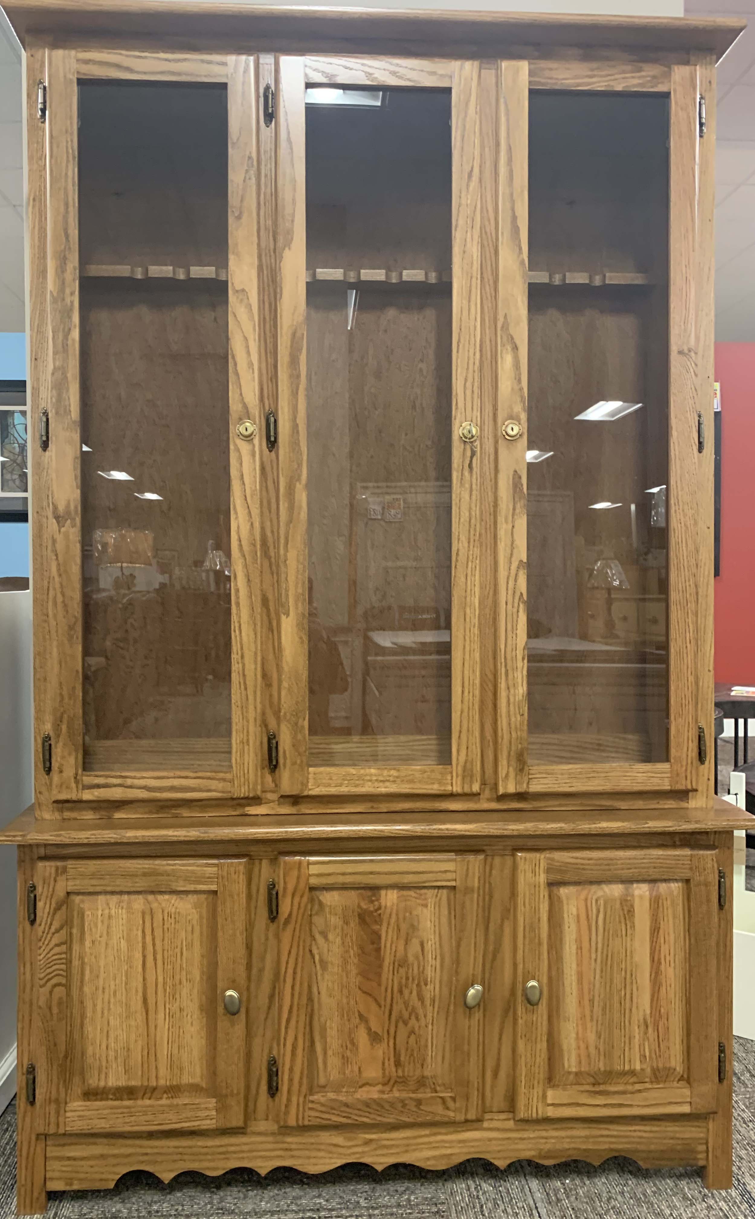 St Michel Furniture M&W Curio 12 Gun