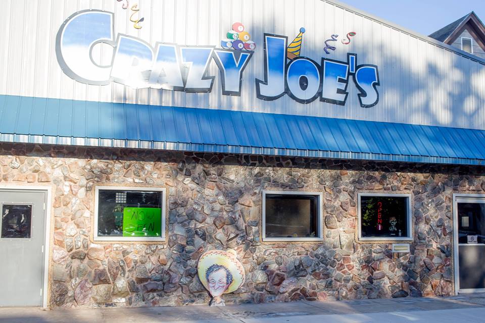 Crazy Joe’s Pool Hall and Bar 2 Hour Pool Table Rental